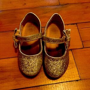 Cute sparkly gold Mary Jane’s.